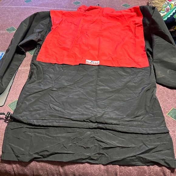 Men's Black and Red 3/4 zip pullover jacket - Picture 5 of 7